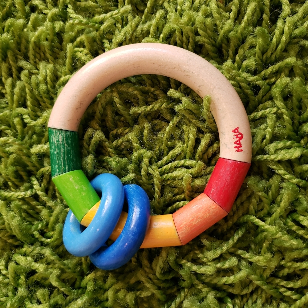 HABA Kringelring Wooden Clutching Baby Rattle